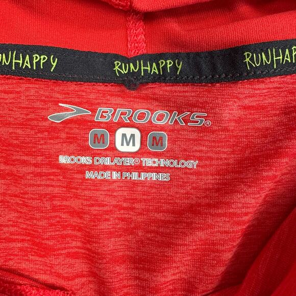 Brooks Long Sleeve Funnel Neck Hooded Shirt Coral Size M - Picture 4 of 6